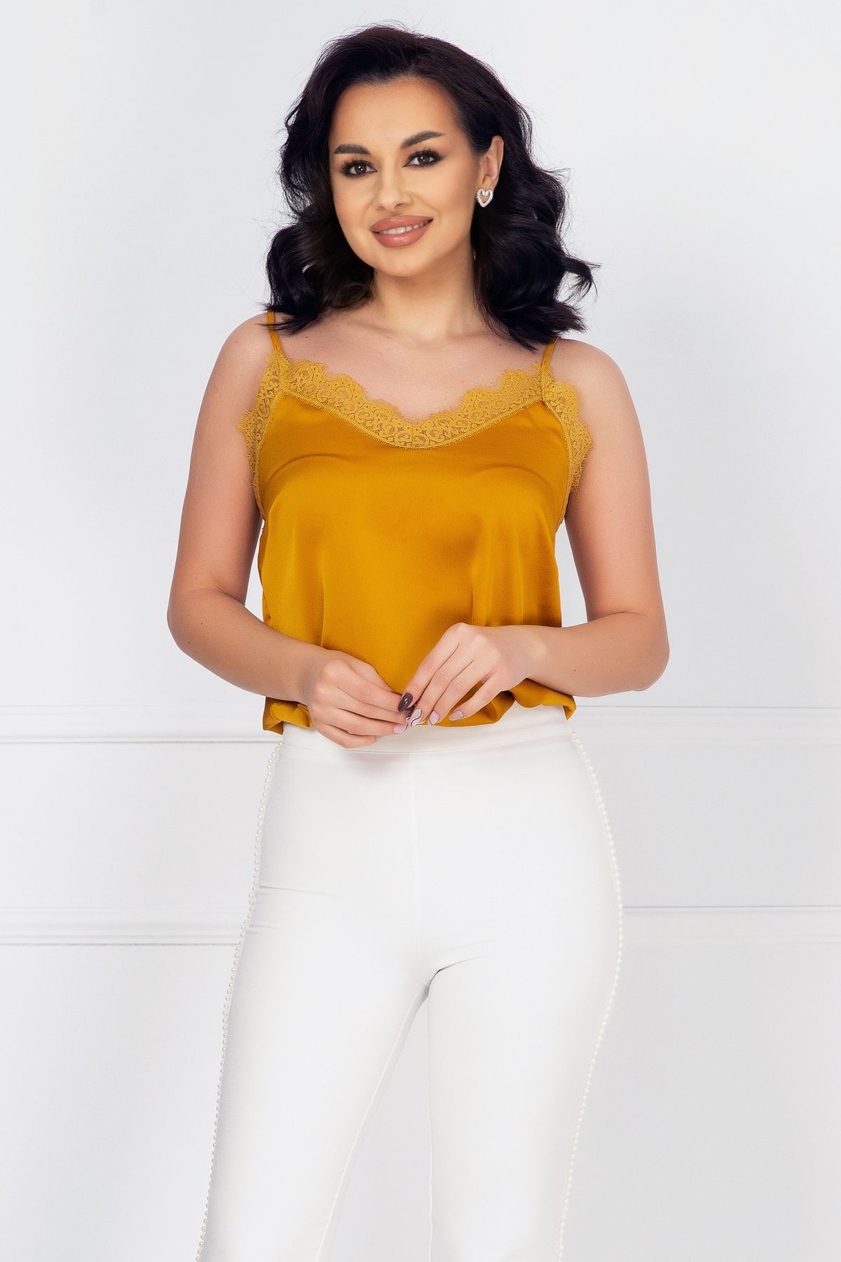 Maiou Satin Mustar InPuff cu Dantela