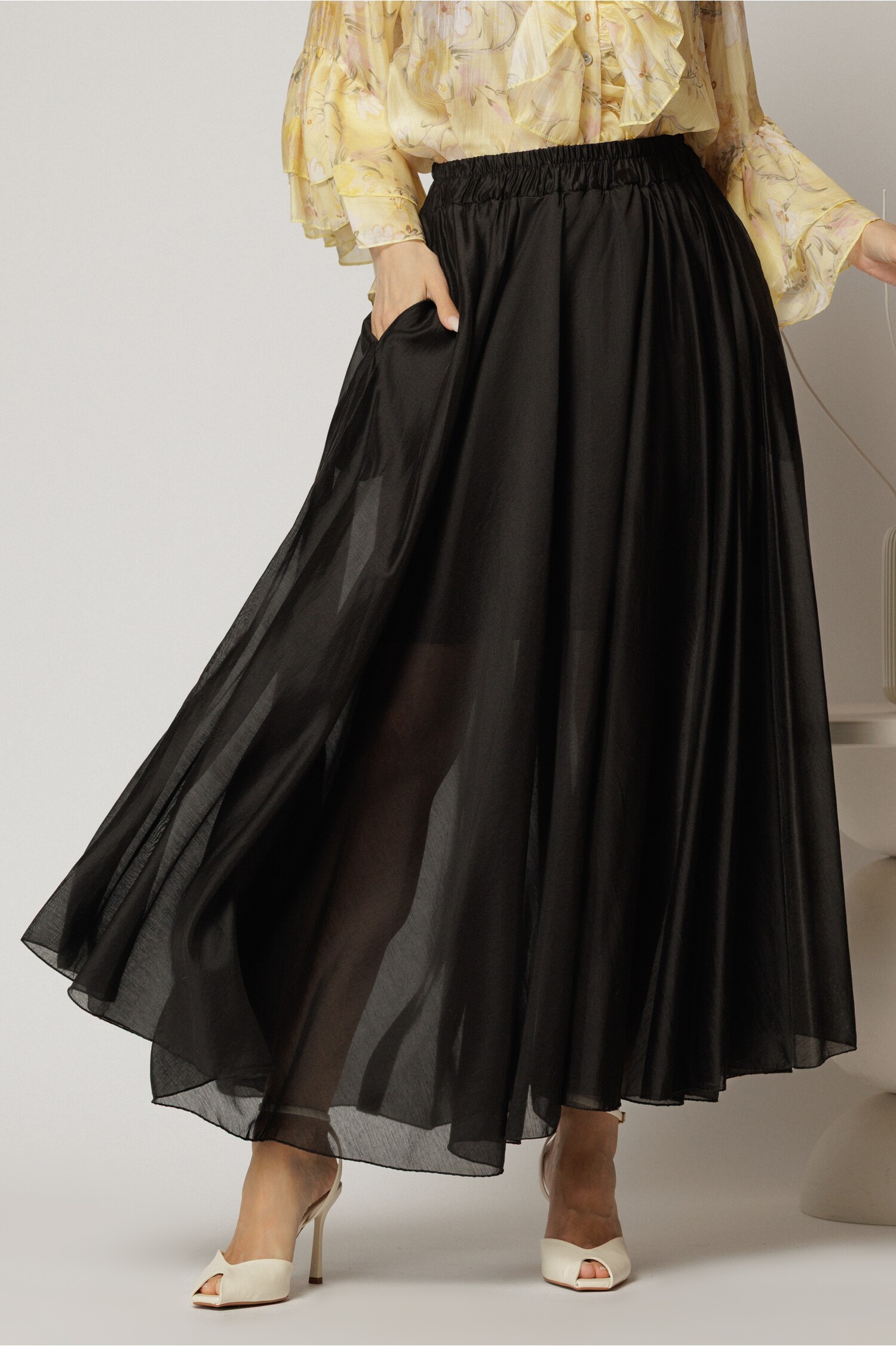 Fusta Midi Neagră din Tencel Casual Elegantă