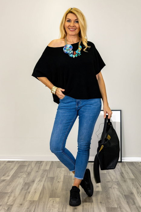 Pulover versatil cu maneca fluture din vascoza, negru