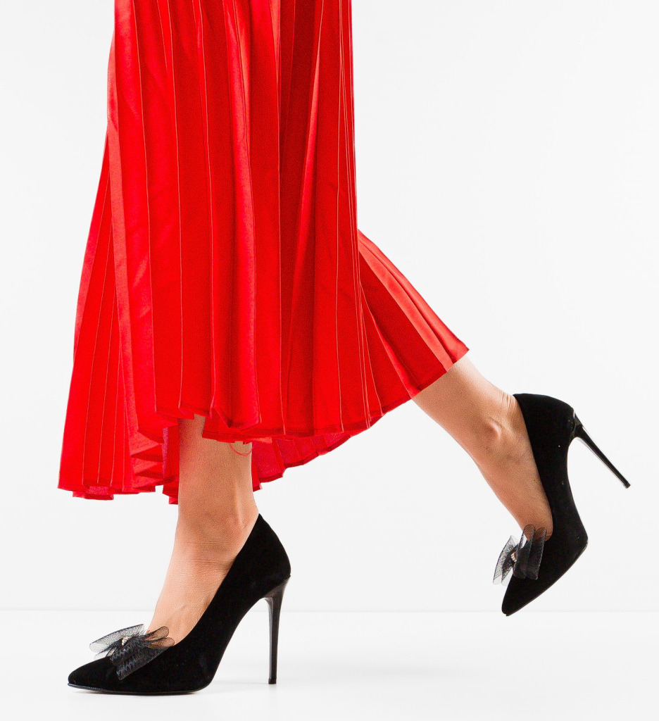 Pantofi dama Winere Negri cu toc elegant