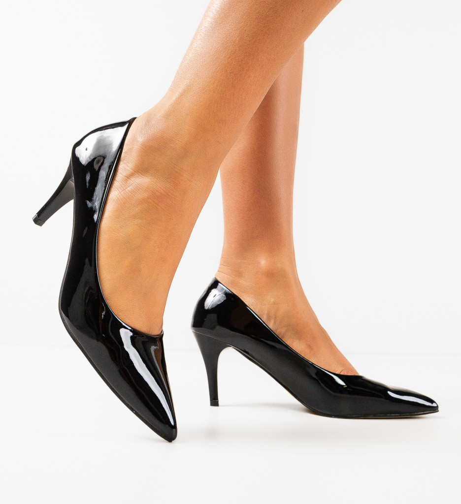 Pantofi Plevna Negri - Eleganță și Stil