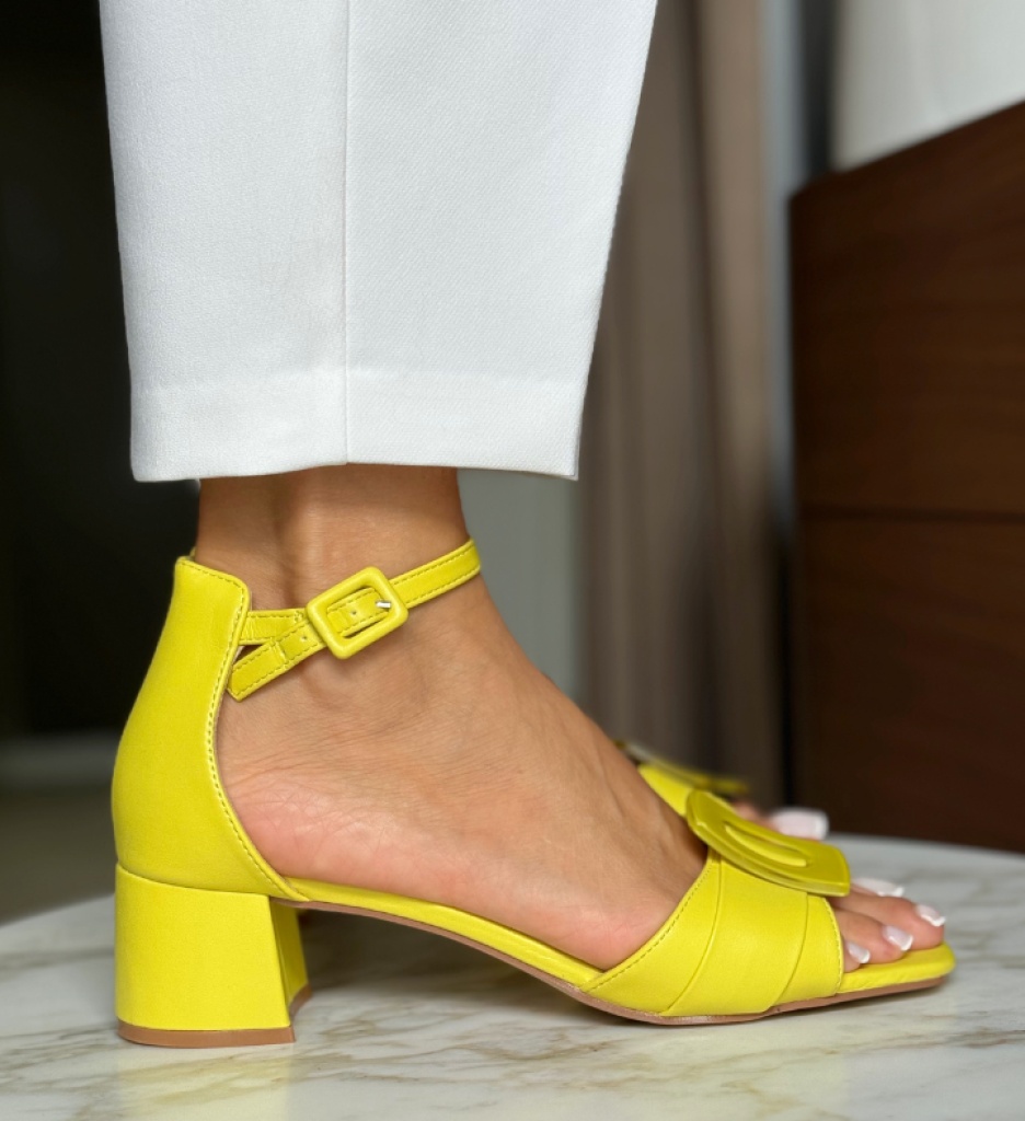 Sandale Toc Galbene Pokazaha - Stil și Eleganță - imagine 2