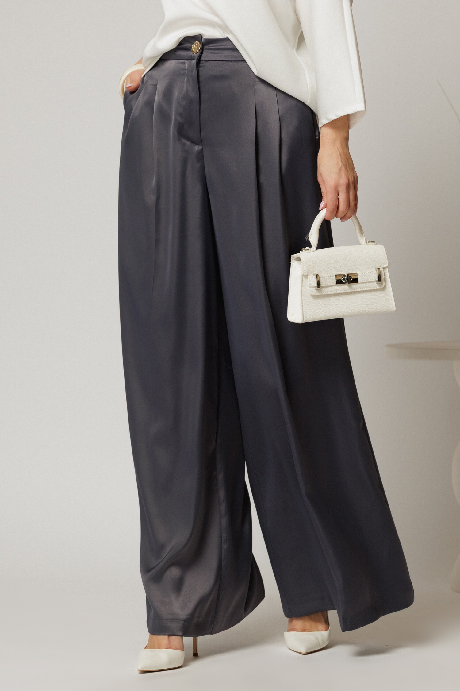 Pantaloni Dama Gri Satin Croi Larg Eleganți