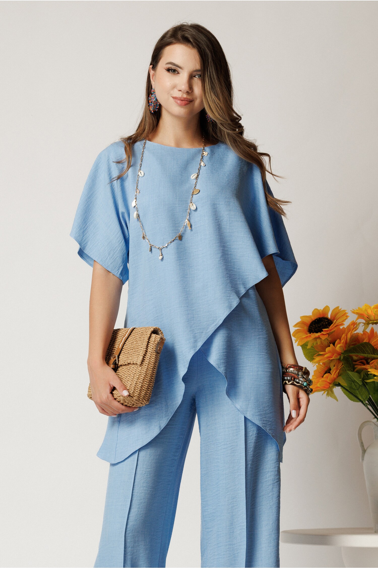 Bluza albastra viscoza croi lejer asimetric