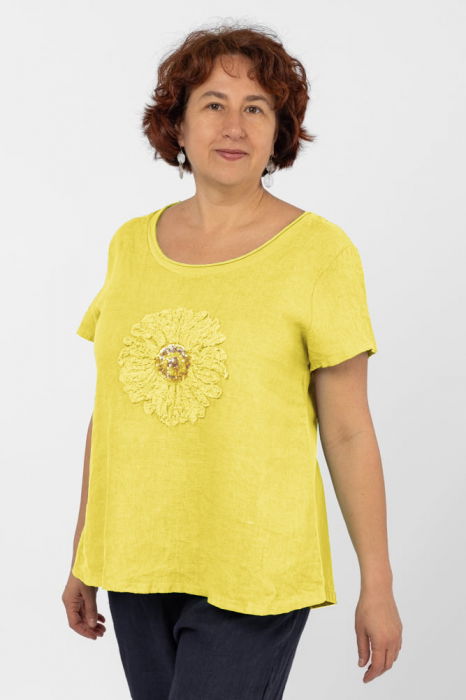 Bluza In Galbena cu Floare - Shopika | Eleganță Naturală
