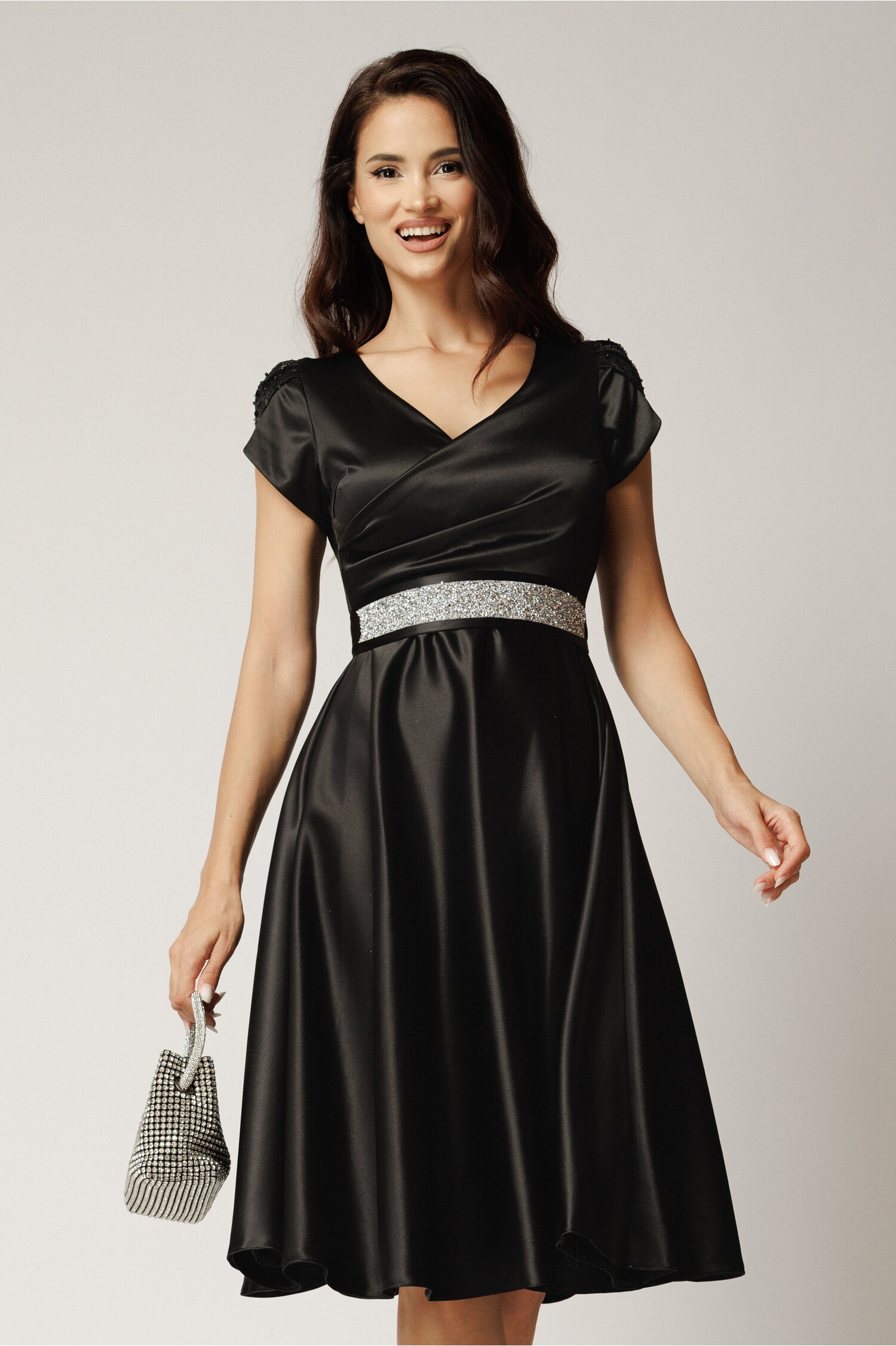Rochie Amira neagra cu paiete si cordon