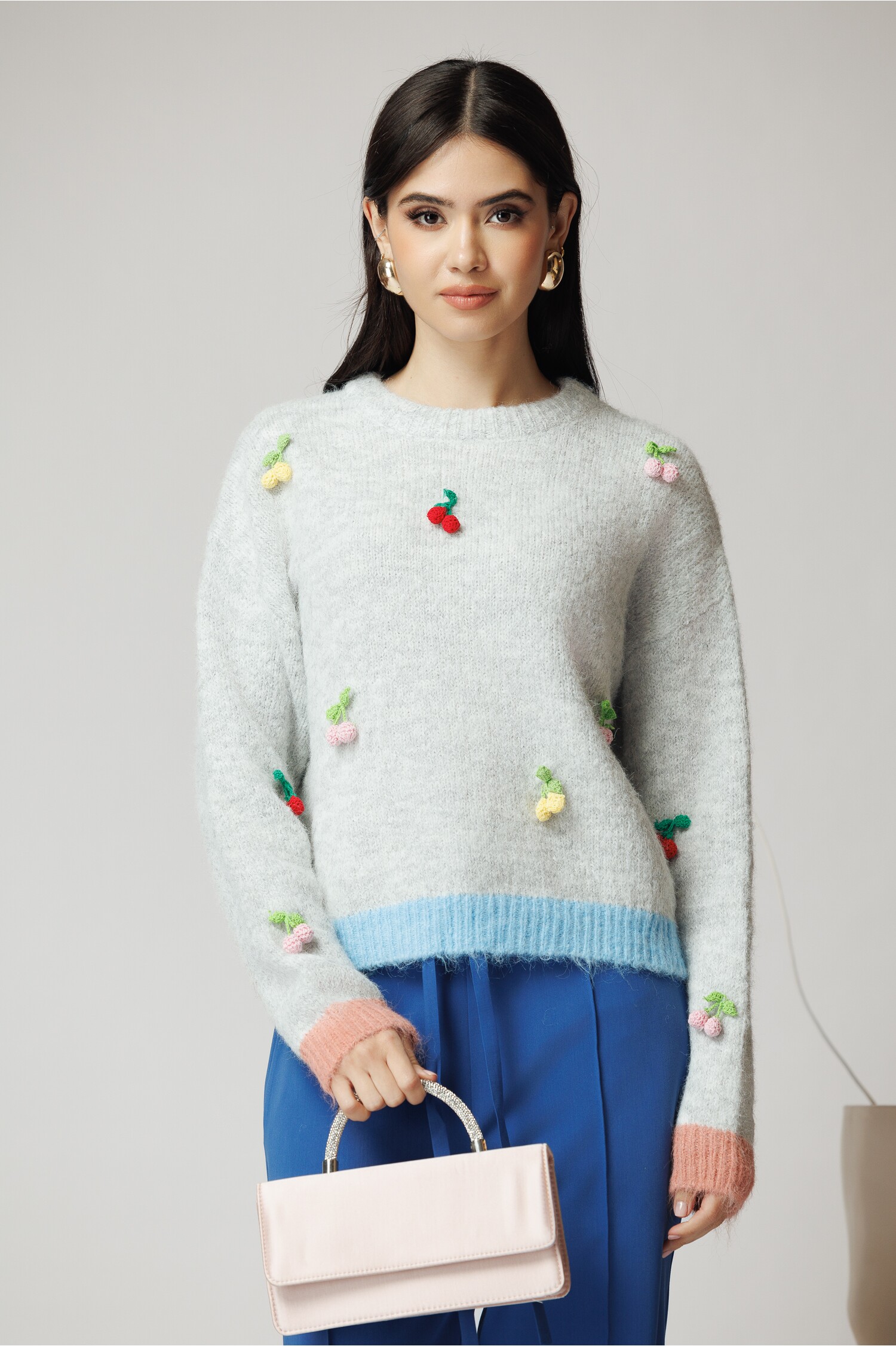 Bluza Tricot cu Cirese Crosetate | Stil Unic