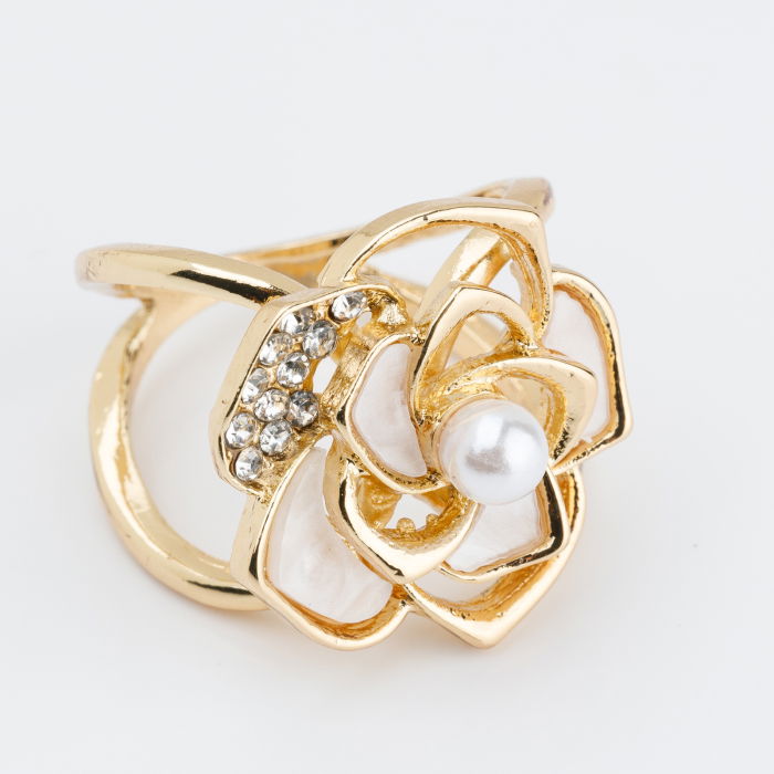 Brosa Floare Aurie Shopika | Accesoriu Chic