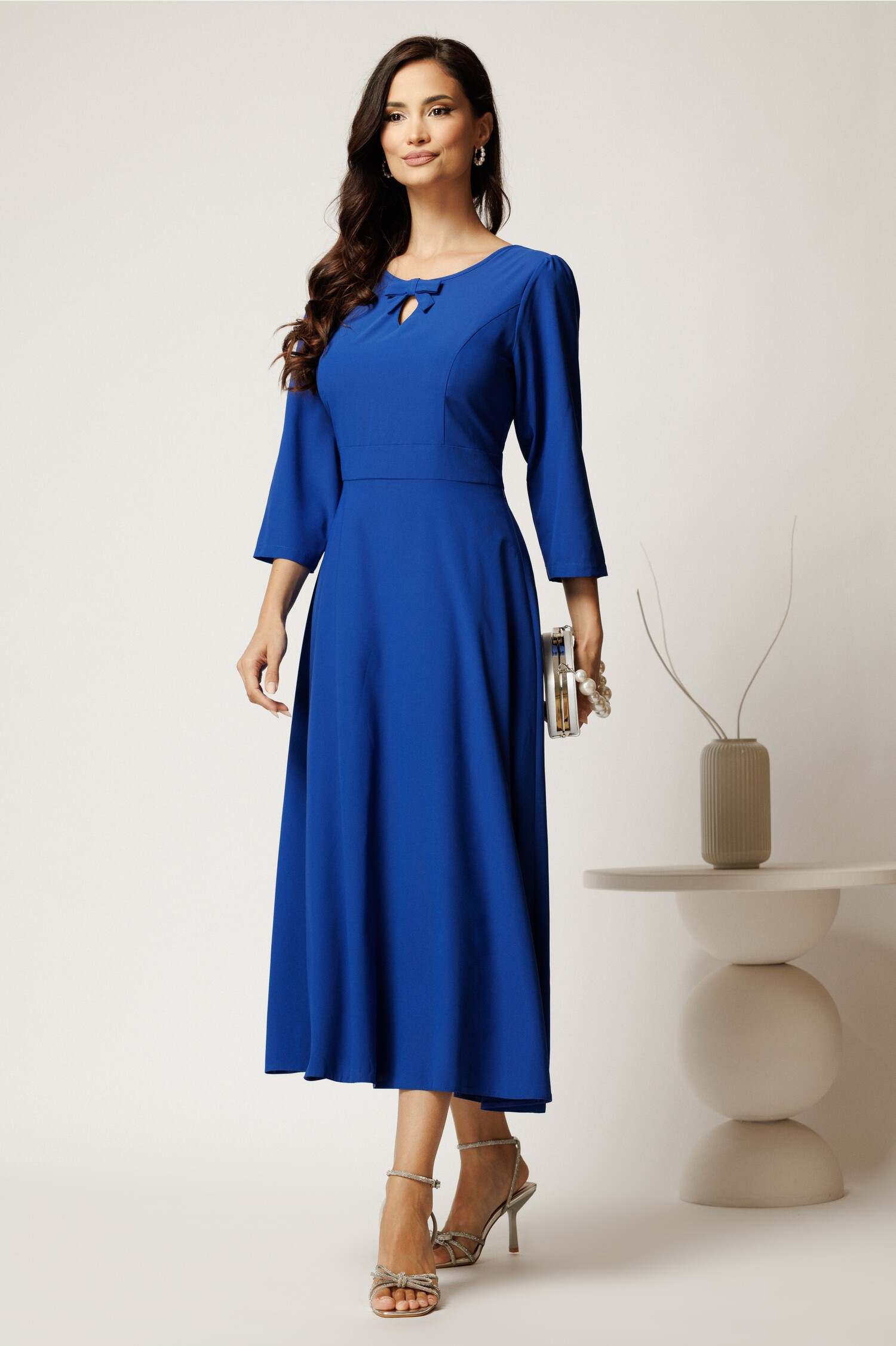 Rochie Midi Albastra din Viscoza Elegantă