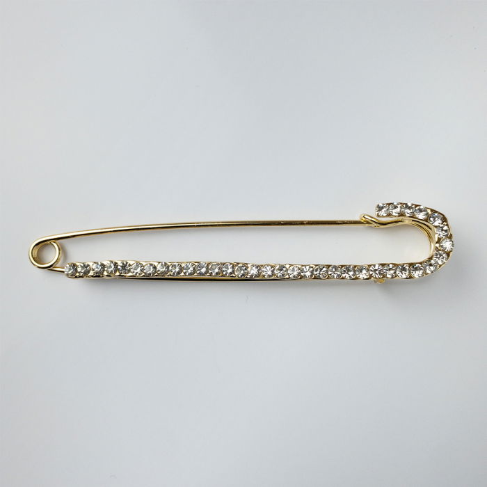 Brosa Aurie Shopika - Accesoriu Elegant