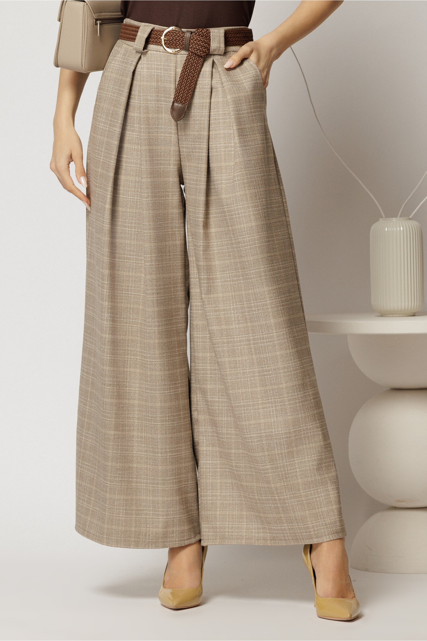 Pantaloni Casual Bej Croi Larg cu Curea