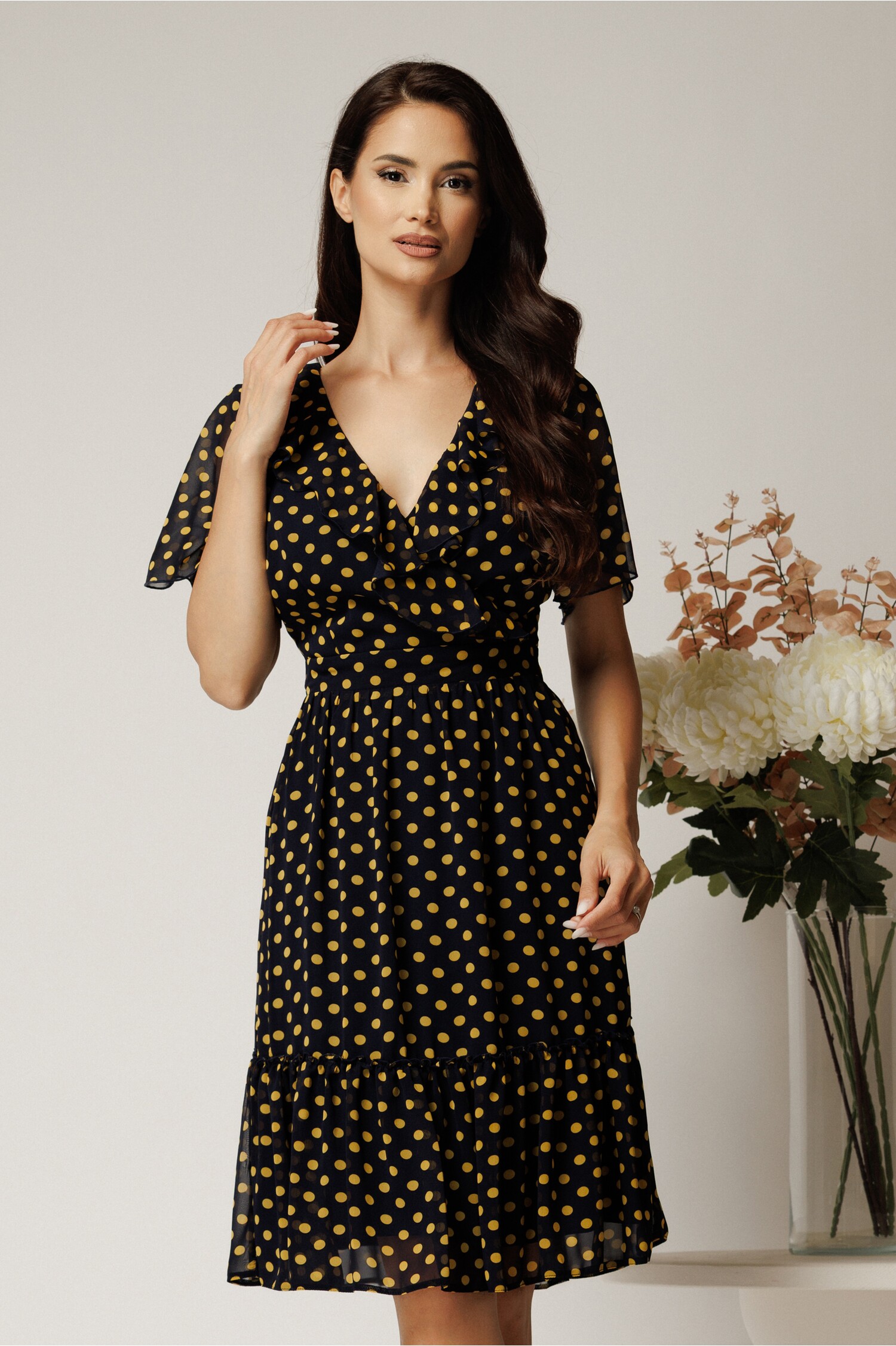 Rochie Midi Bleumarin cu Volane și Buline