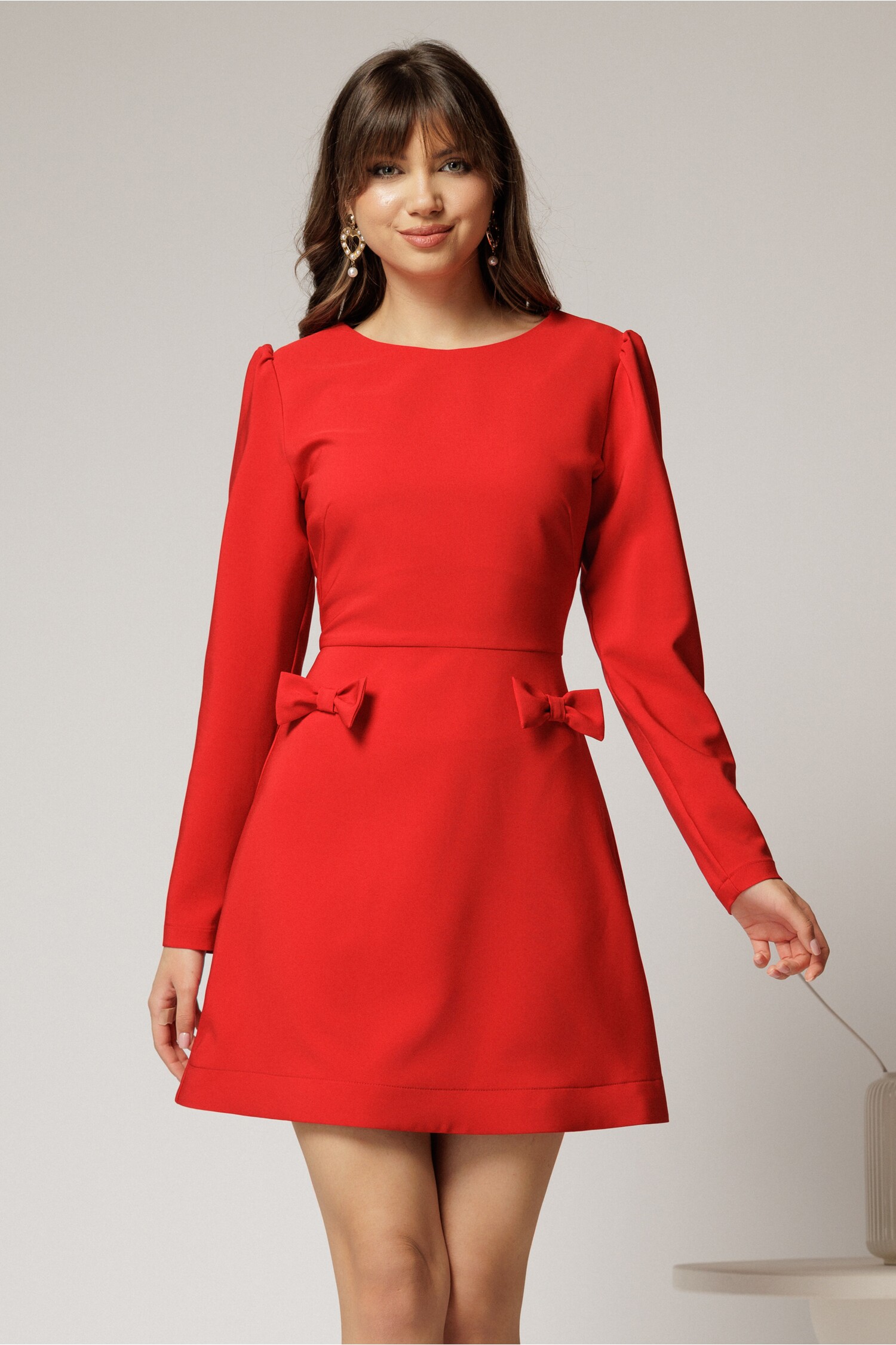 Rochie Scurta Corai cu Fusta A si Fundite Eleganta