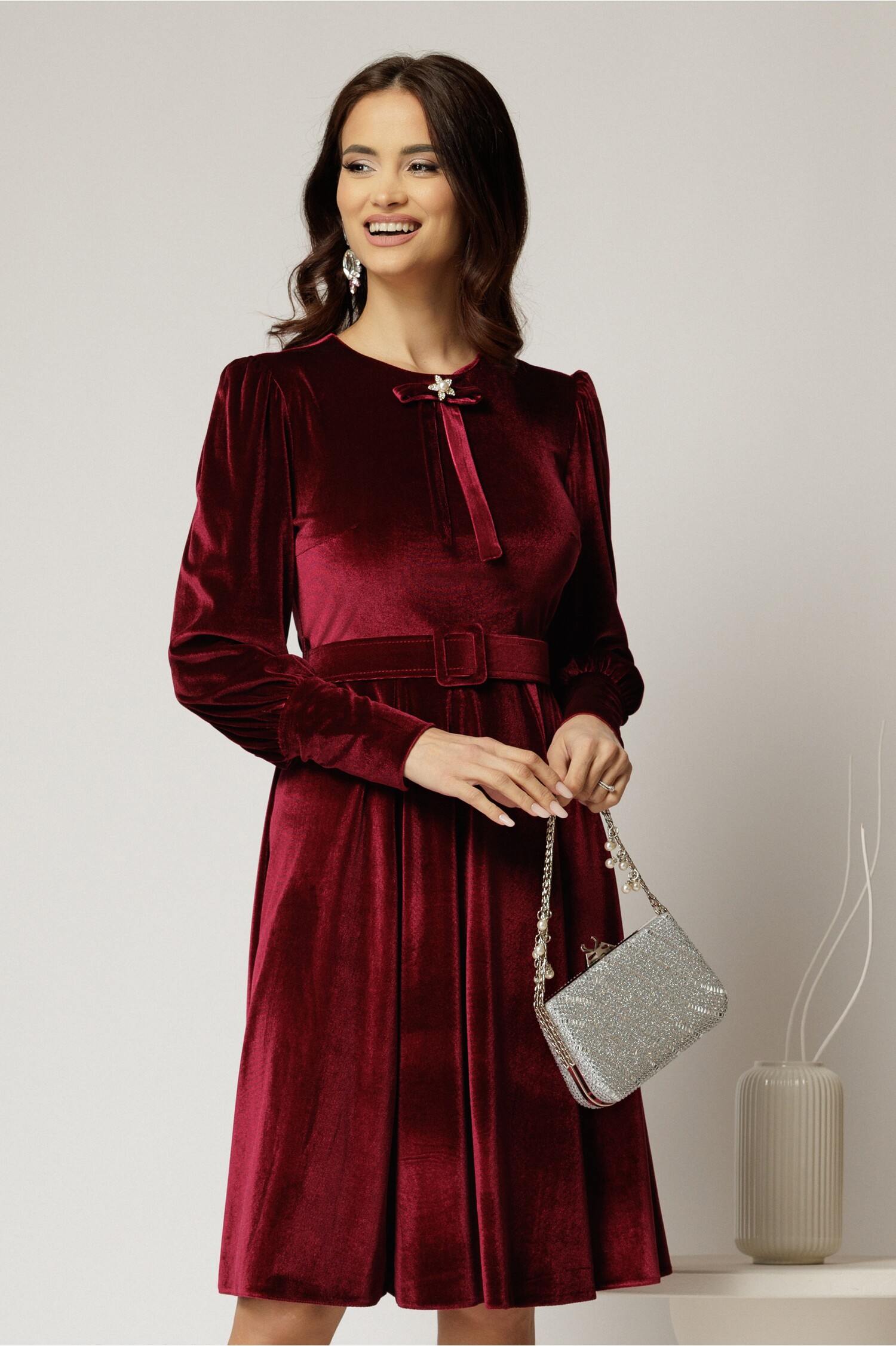 Rochie Catifea Bordo Elegantă | DY Fashion