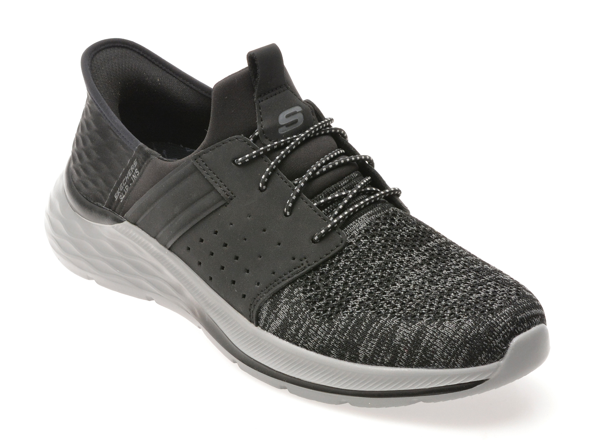 Pantofi Skechers Garner Negri Slip-on Confort