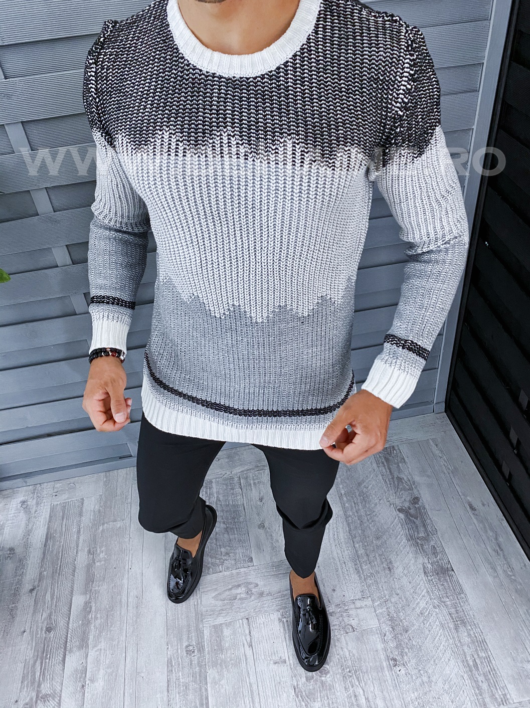 Pulover Barbati Slim Fit Gri Eleganta