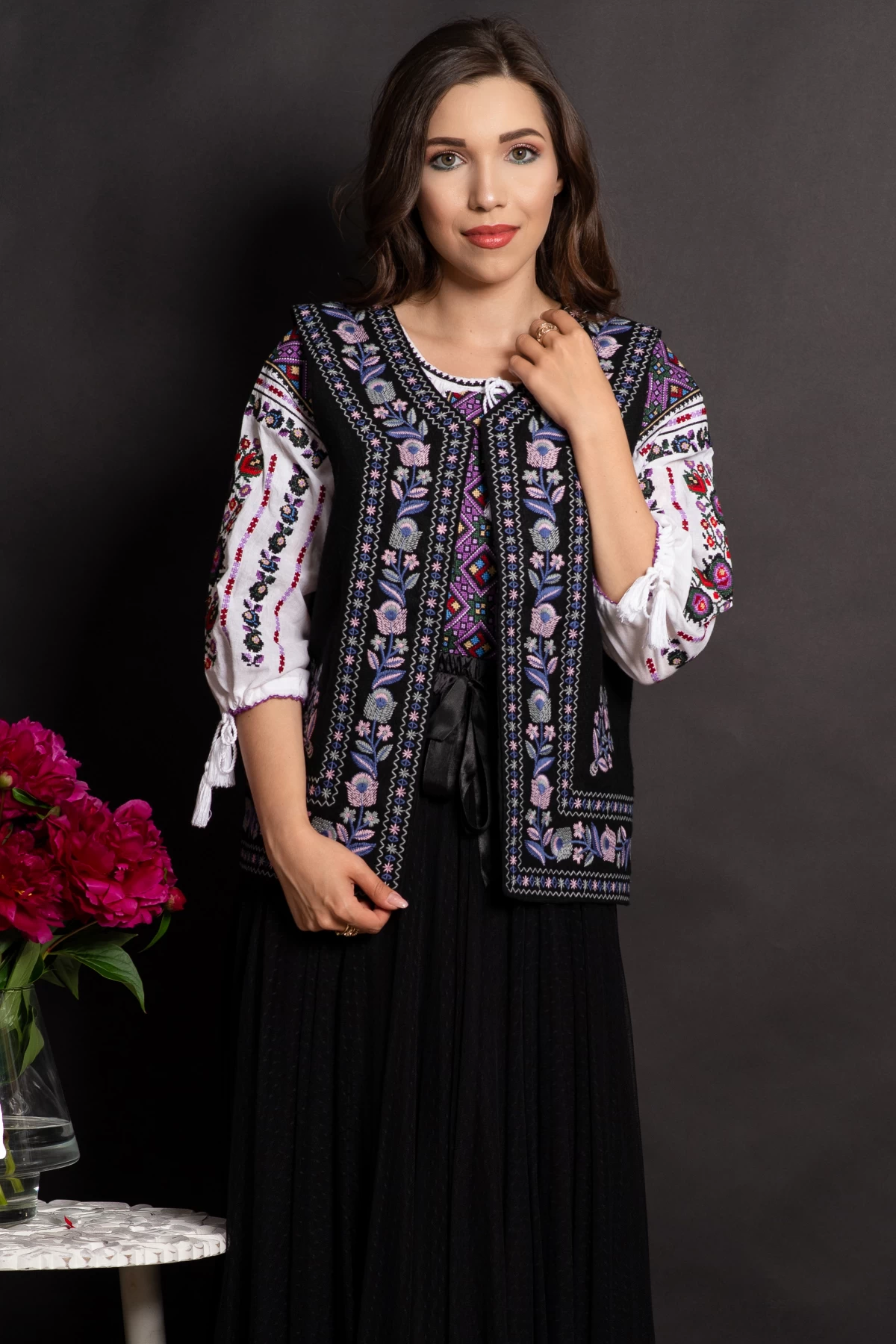 Vesta Carmela Broderie Florală | Traditional