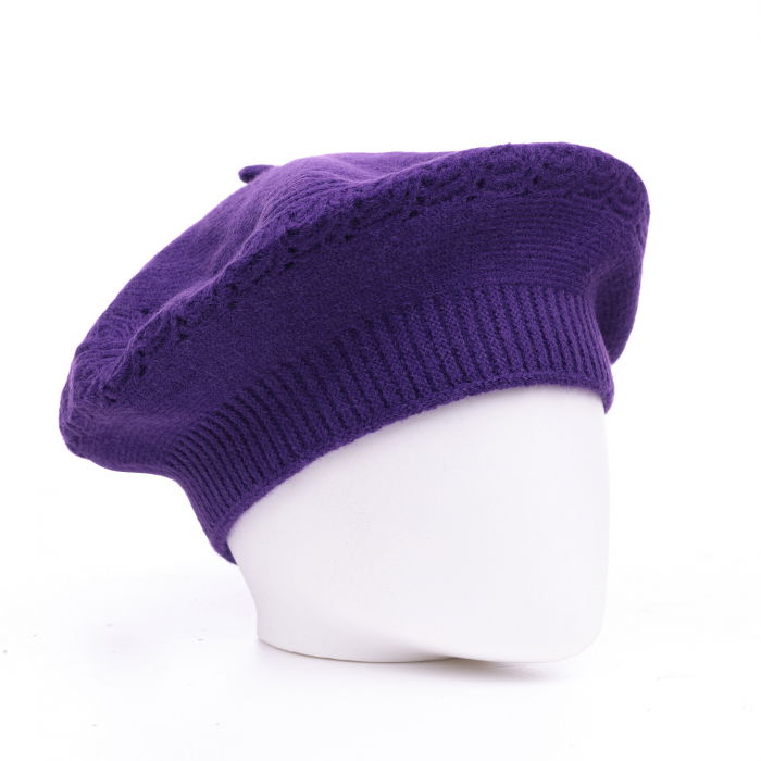 Bereta Shopika cu Brăduți - Eleganță și Căldură