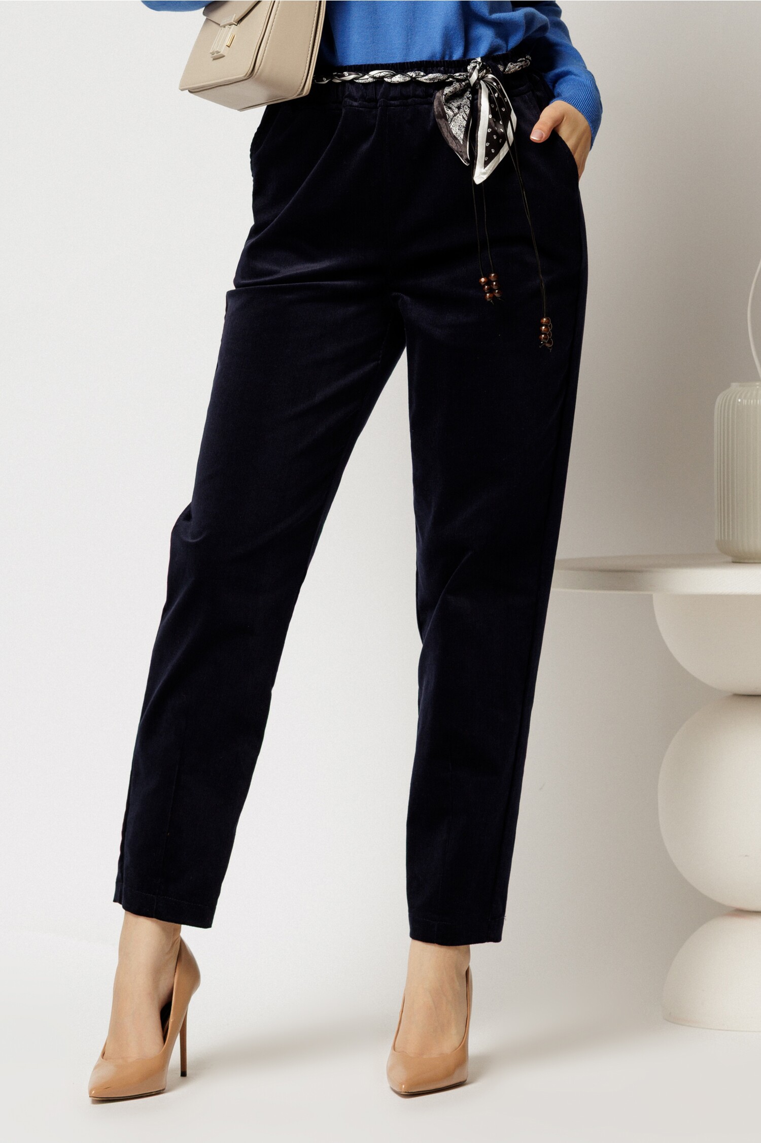 Pantaloni Bleumarin Catifea Reiată | Eleganță și Confort