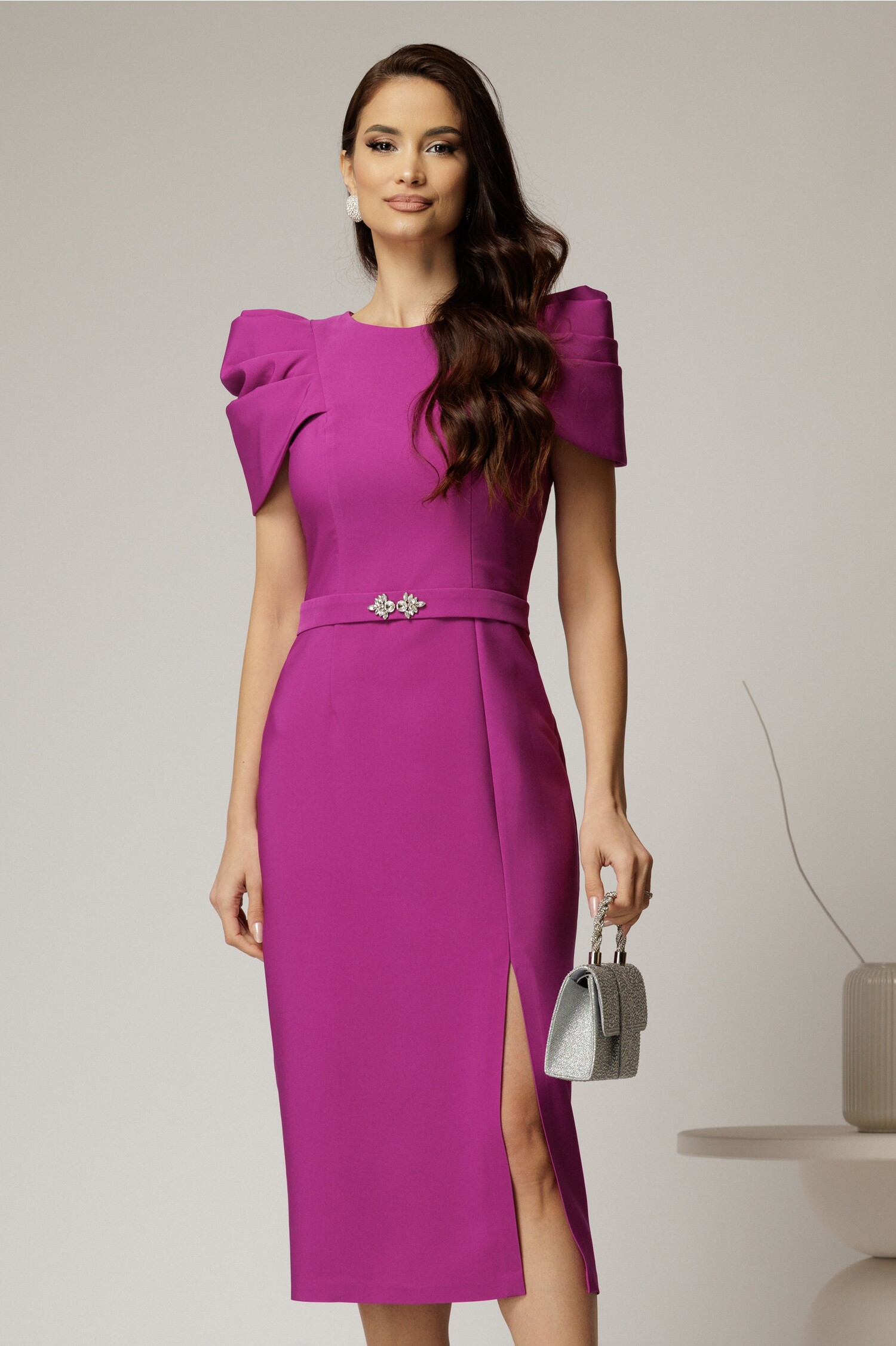 Rochie Midi Magenta Umeri Bufenți și Cordon