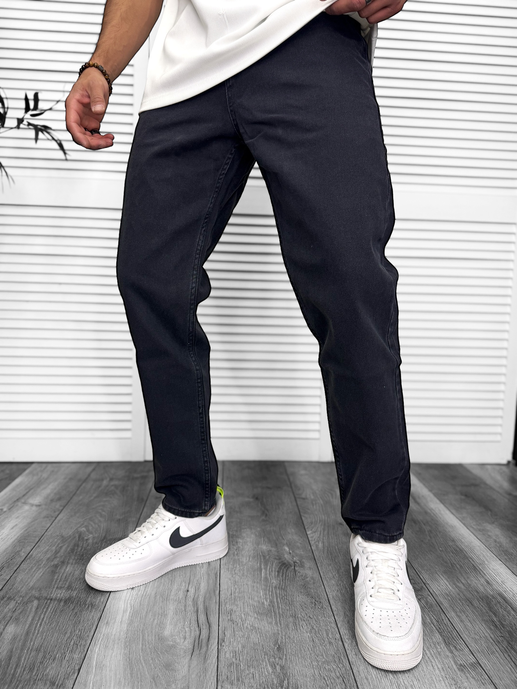 Blugi Barbati Conici - Stil și Confort Zara