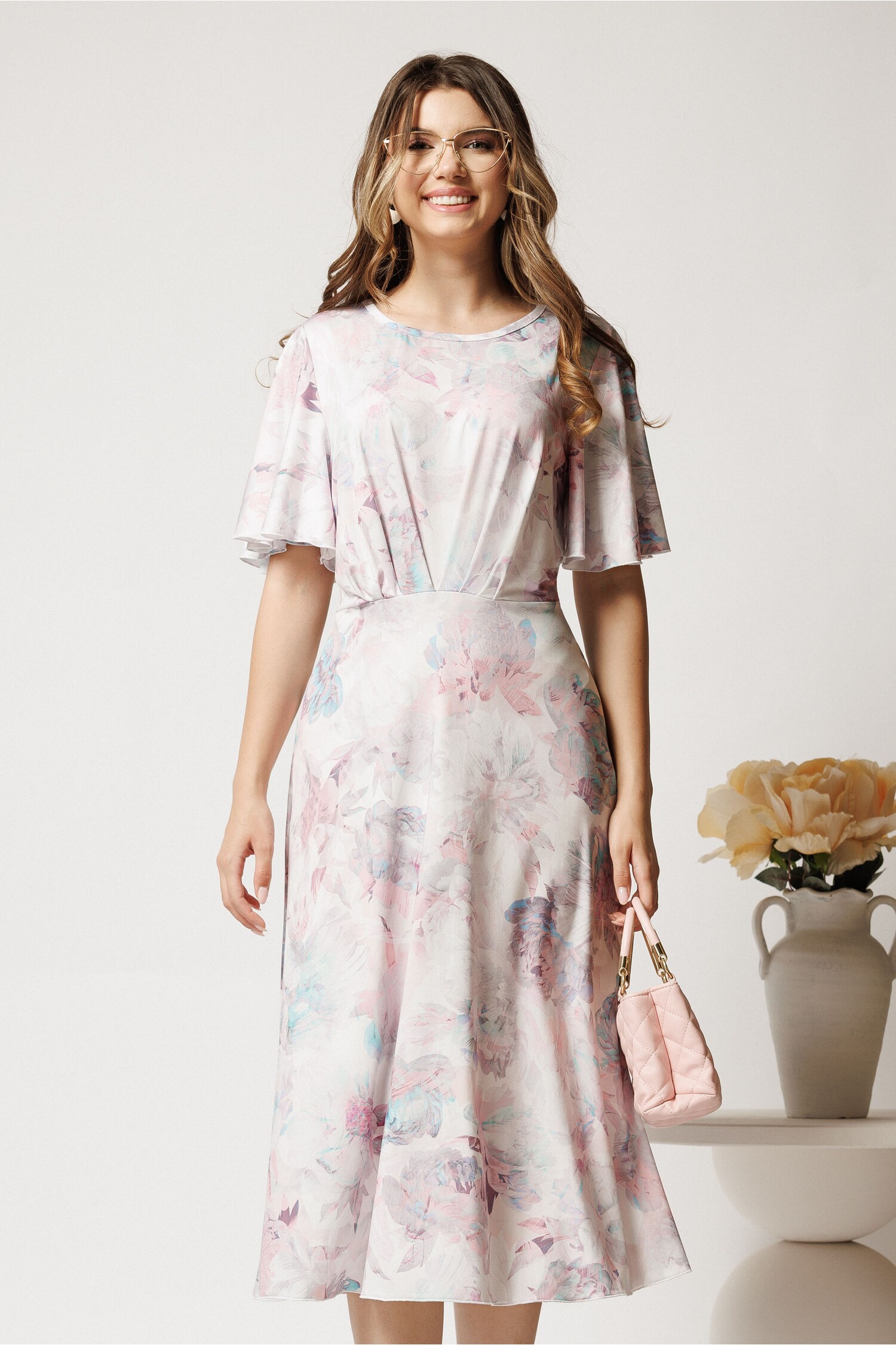 Rochie Midi Viscroză cu Pliuri și Model Floral