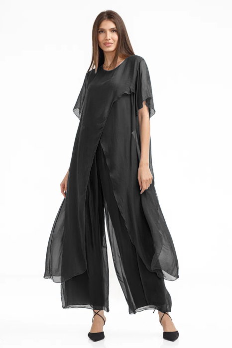 Compleu cu pantaloni lejeri si bluza fluida in colturi lungi, din matase si vascoza, gri inchis