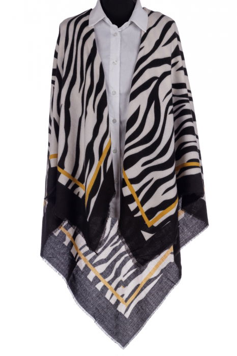 Esarfa Animal Print Shopika - Eleganță Modernă