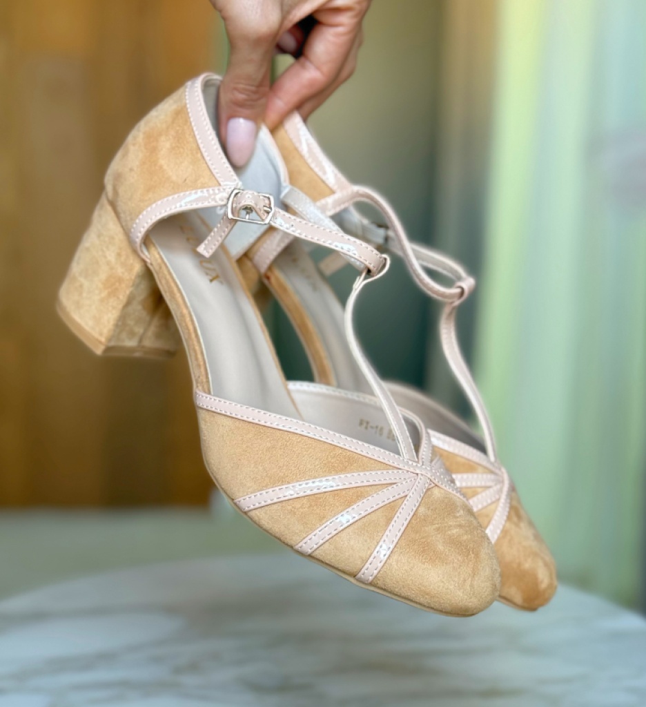 Pantofi cu toc Nguyen Bej eleganti - imagine 2