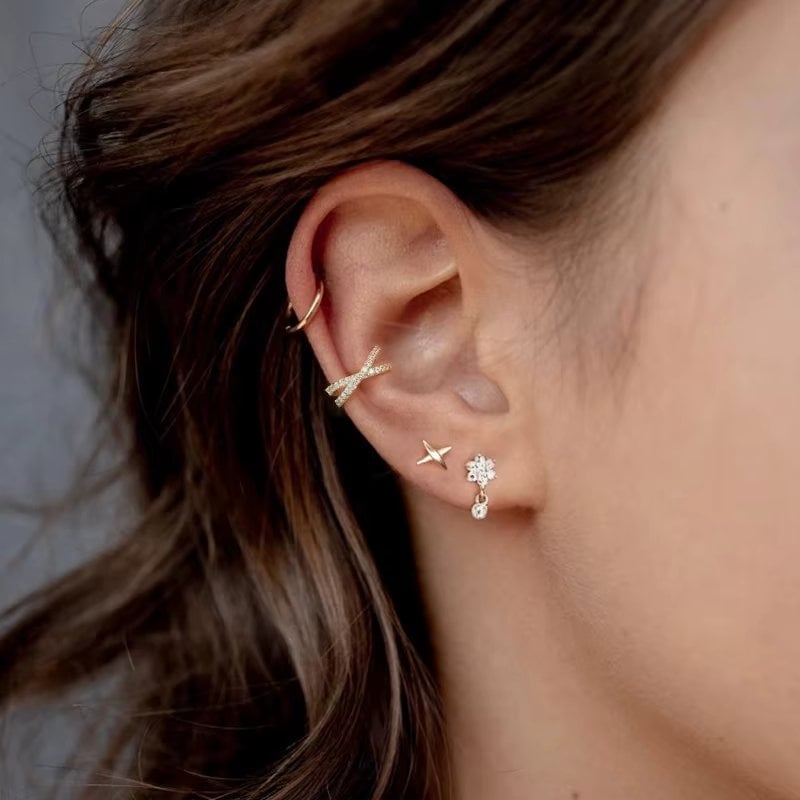 Ear Cuff Argint Delis | Model Aur Incrucisat - imagine 2