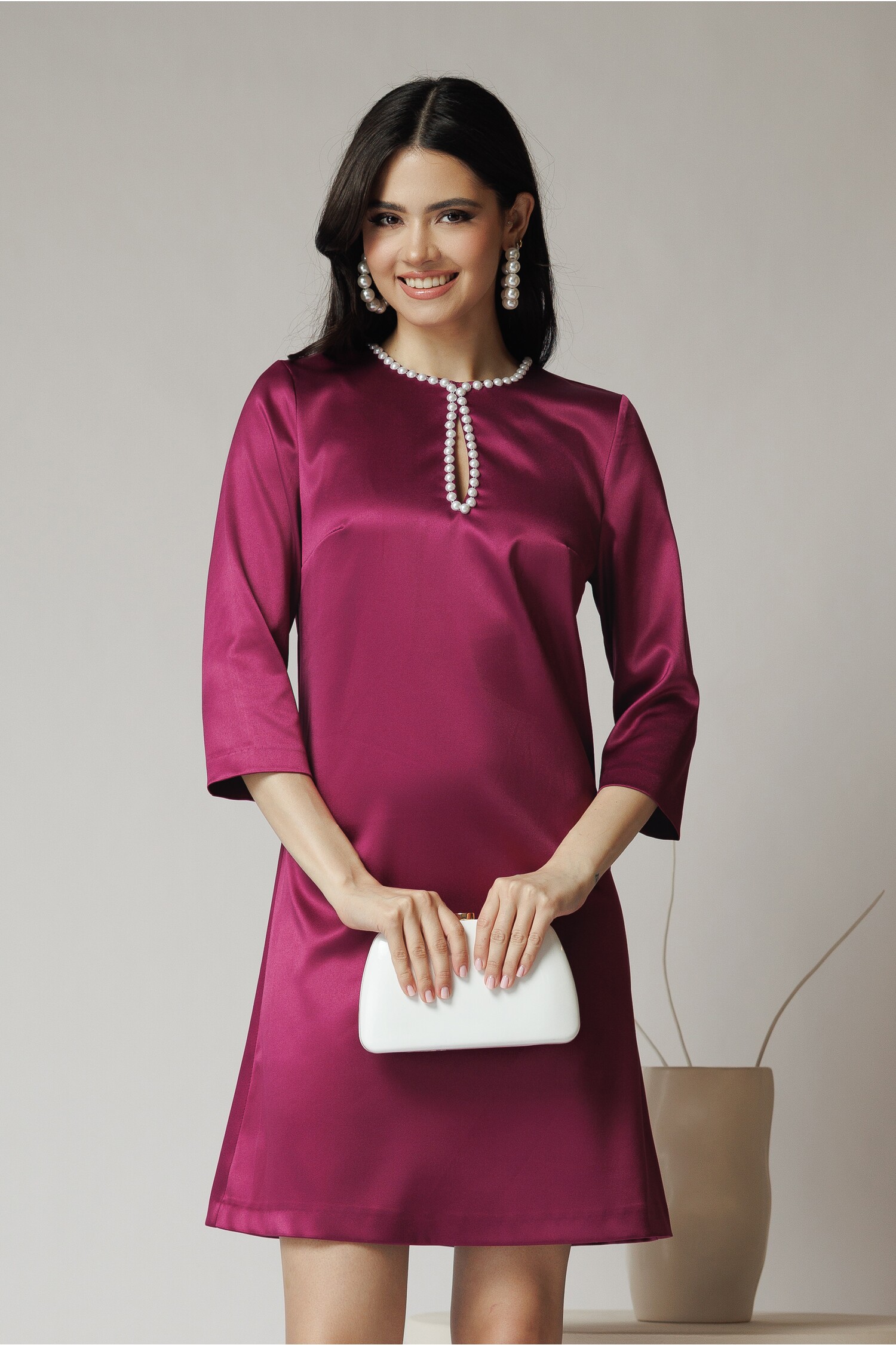 Rochie Satin Magenta cu Perle DY Fashion