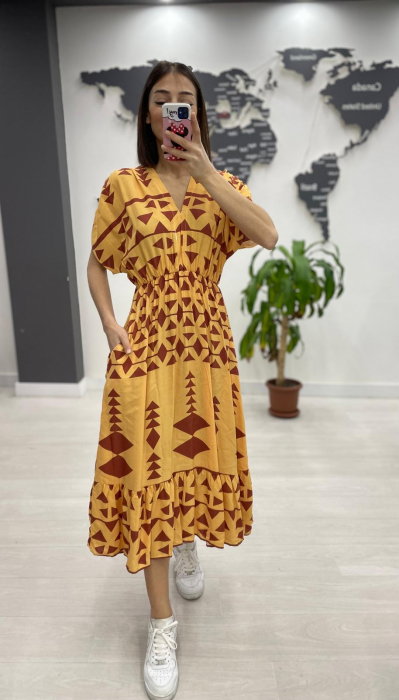 Rochie midi din bumbac, cu elastic in talie si imprimeu ciocolatiu pe fond galben