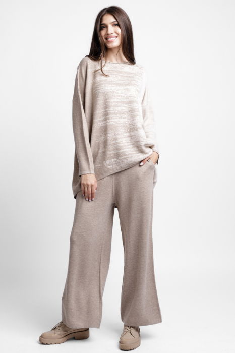 Compleu U see Oversize Bej - Eleganta Relaxata
