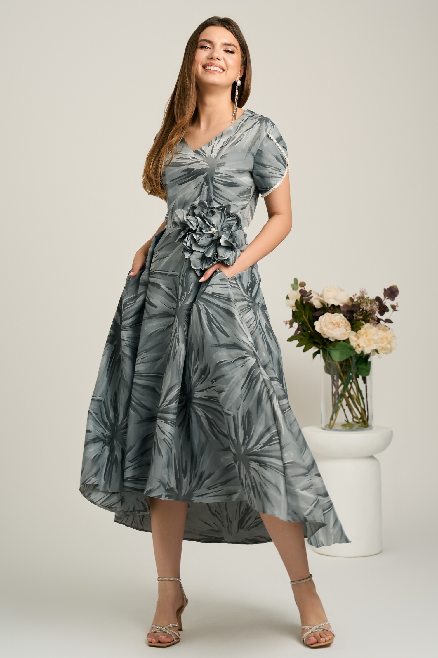 Rochie LaDonna brocard cu floare detasabilă