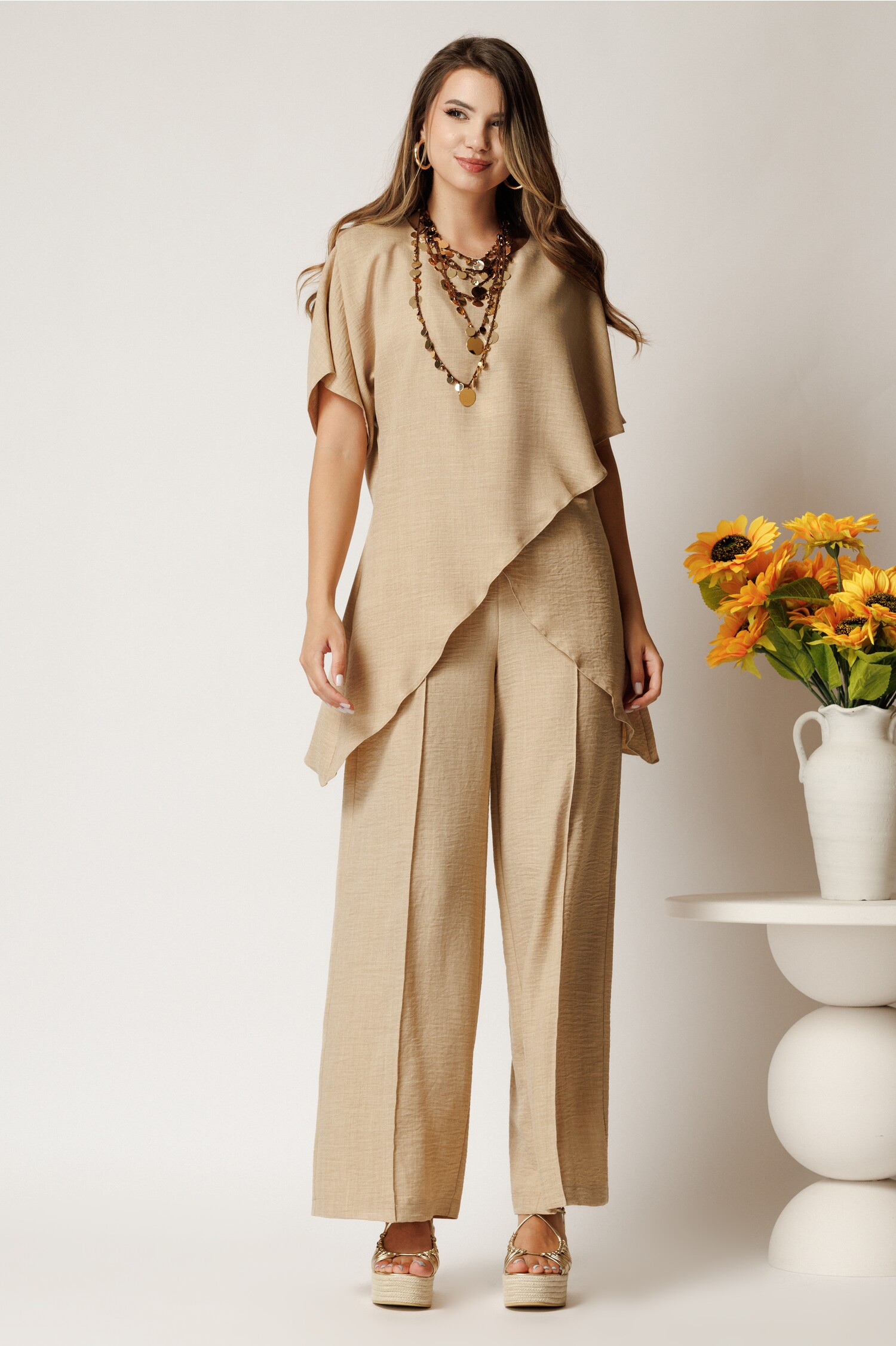 Pantaloni Bej Rayon Lejeri | Stil și Confort