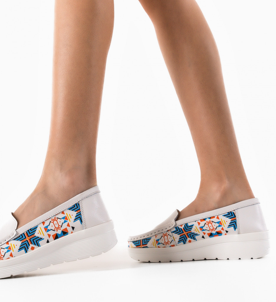 Pantofi Casual Albi - Stil și Confort Zilnic - imagine 2