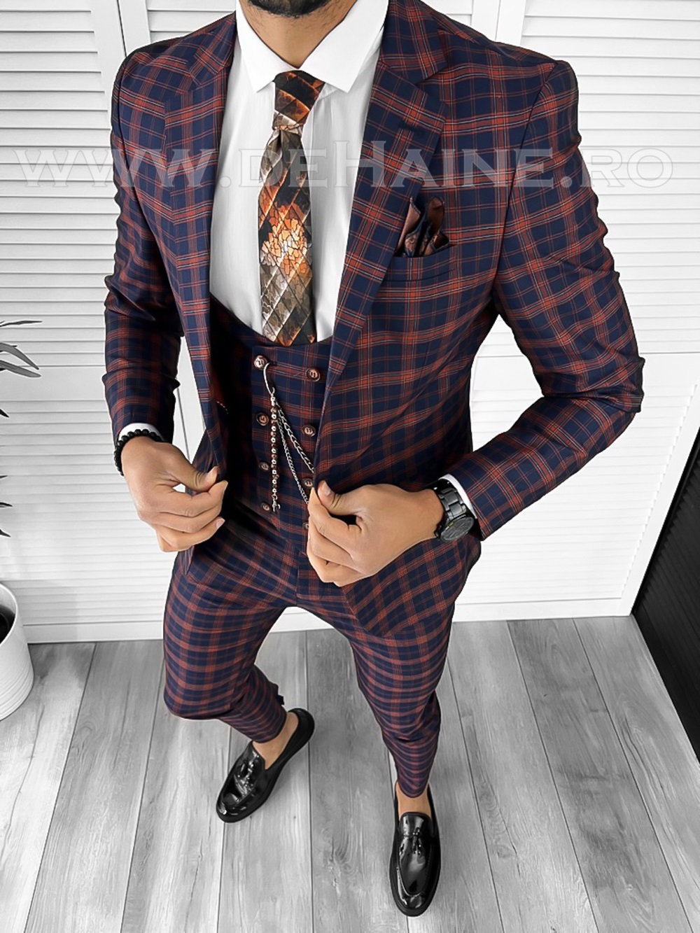 Costum Slim Fit Bleumarin 3 piese în Carouri