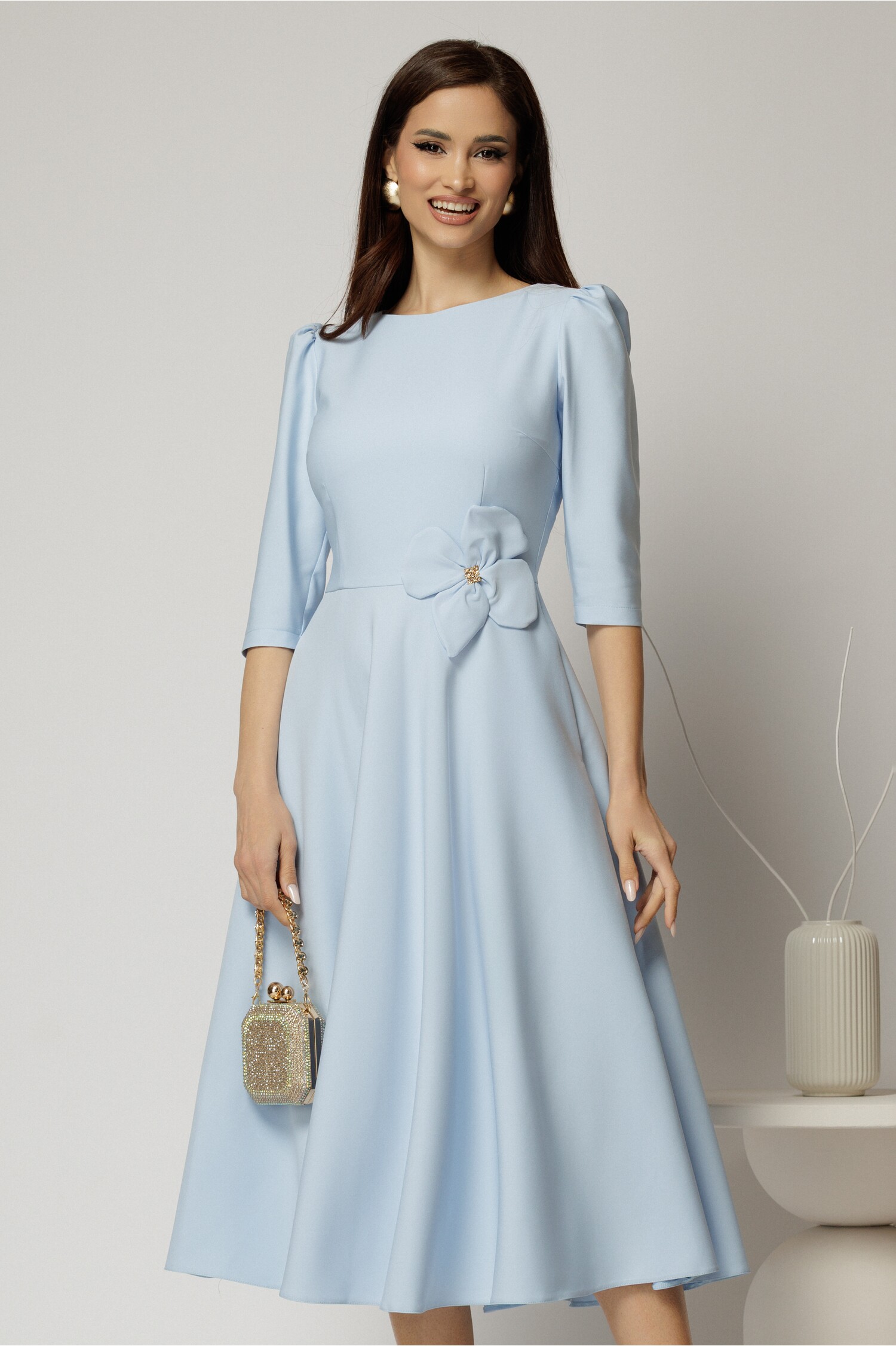 Rochie Midi Bleu din Stofă cu Floare în Talie