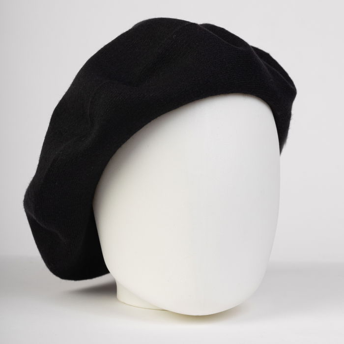 Beretă Neagră Chic Shopika | Accesoriu Elegan
