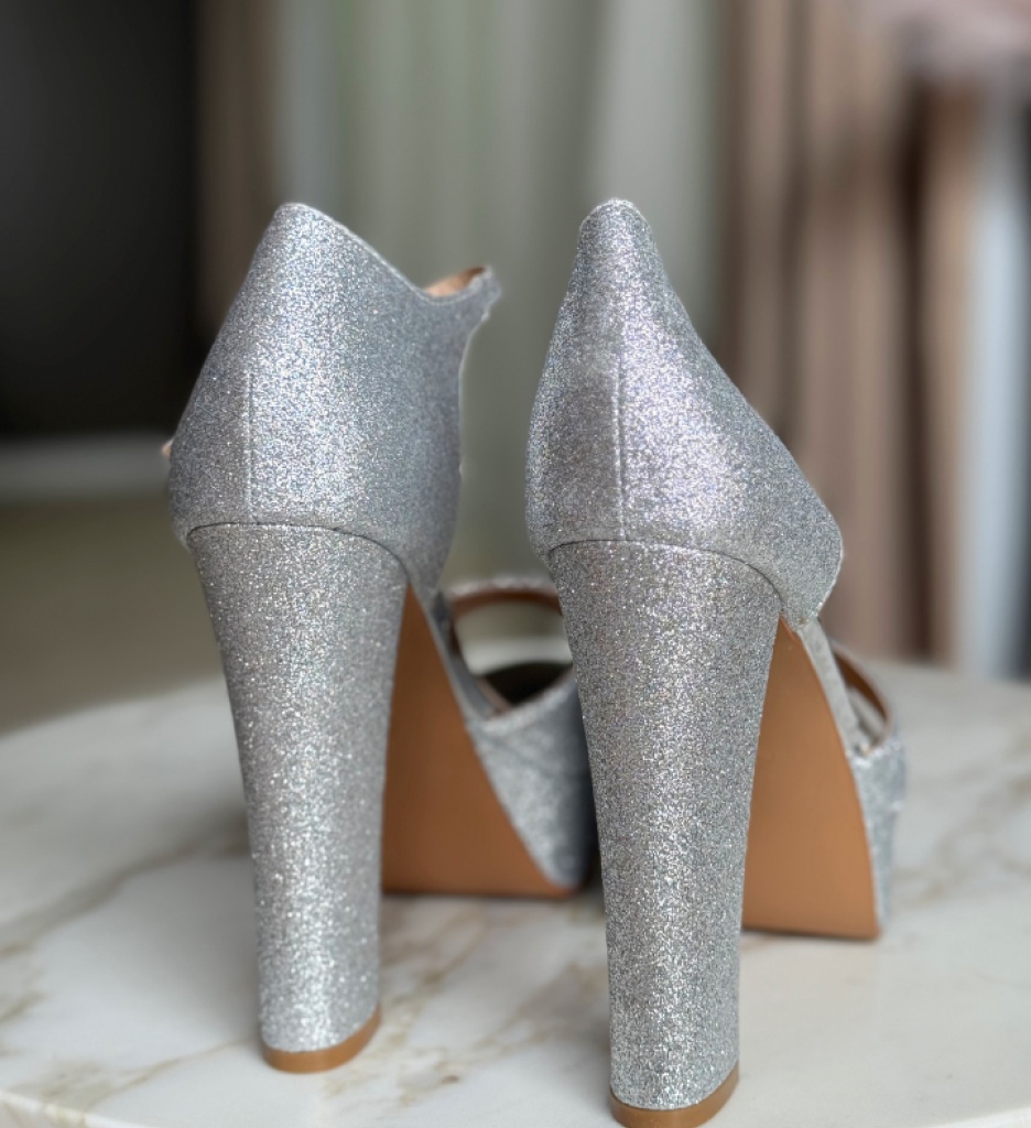 Sandale cu Toc Doan Argintii | Eleganță și Stil - imagine 3