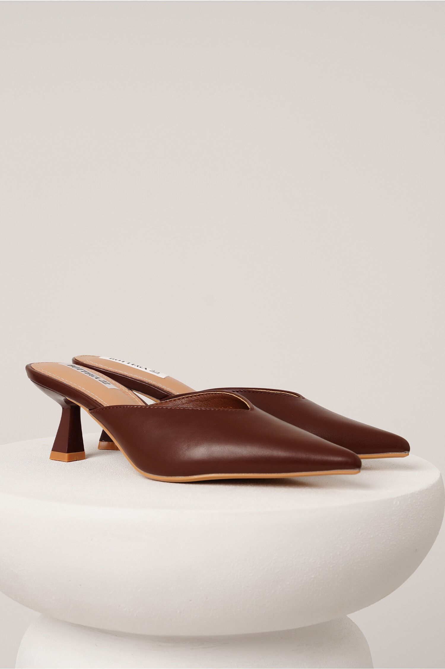 Pantofi Eleganti Piele Ecologica Maro Toc Jos
