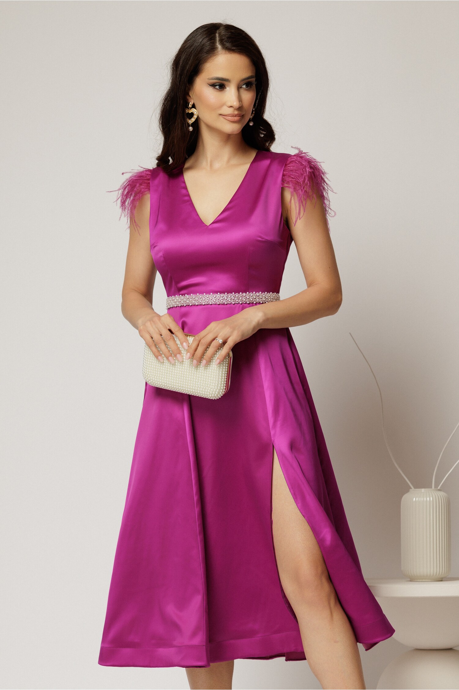 Rochie DY Fashion Midi Magenta cu Pene și Perle