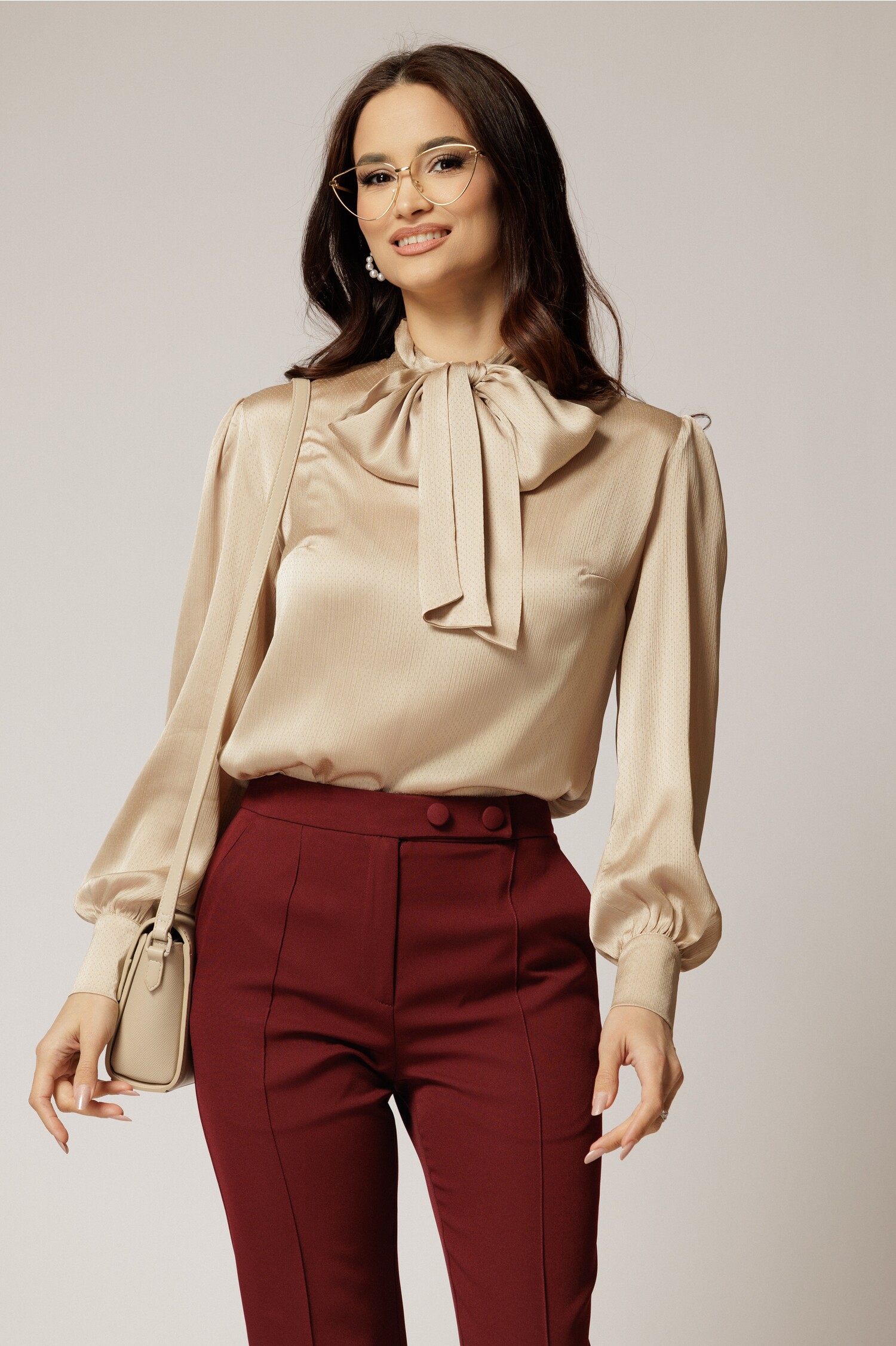 Bluza DY Fashion Bej Eleganta cu Guler Esarfa - imagine 2