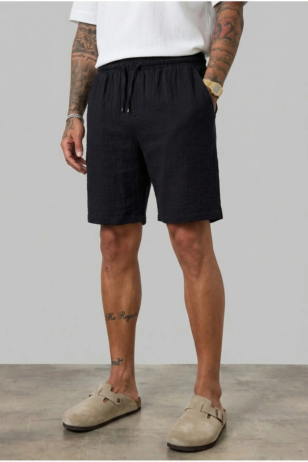 Pantaloni scurti din in  lejeri  negri BG8005