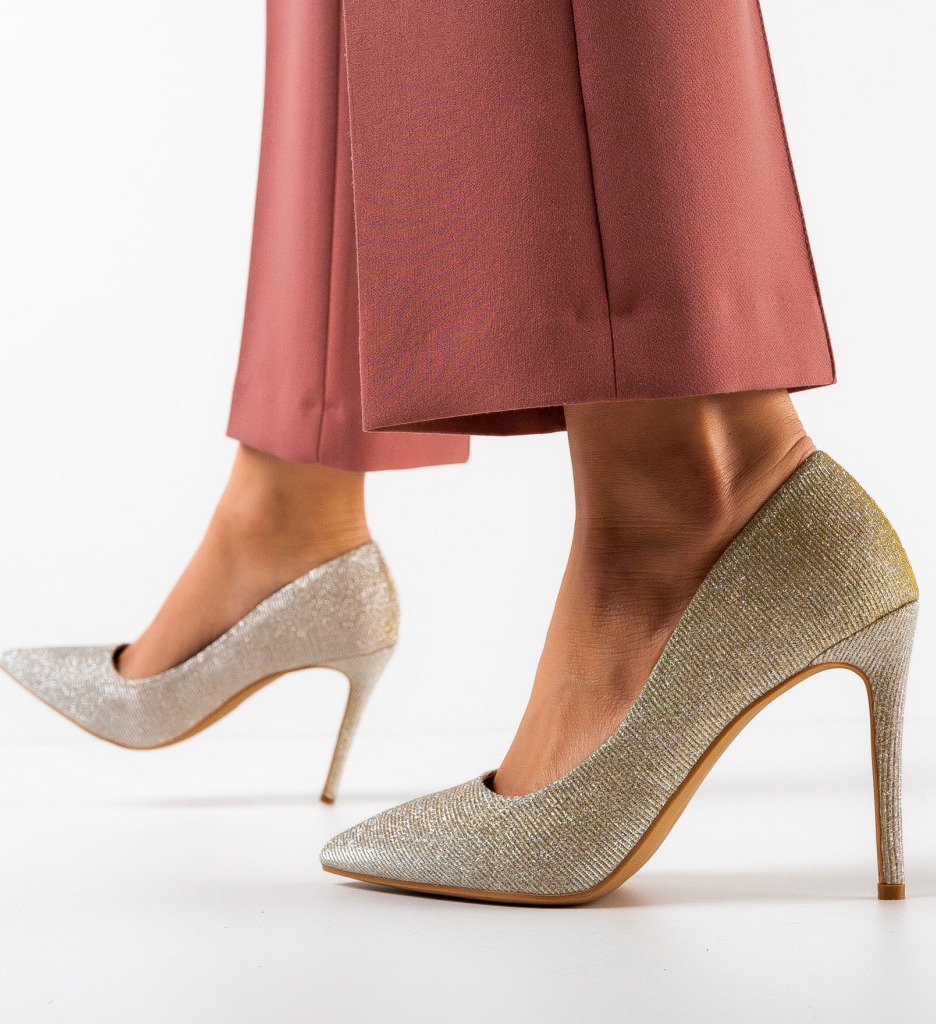 Pantofi cu Toc Aurii Sharp | Eleganță Maximă