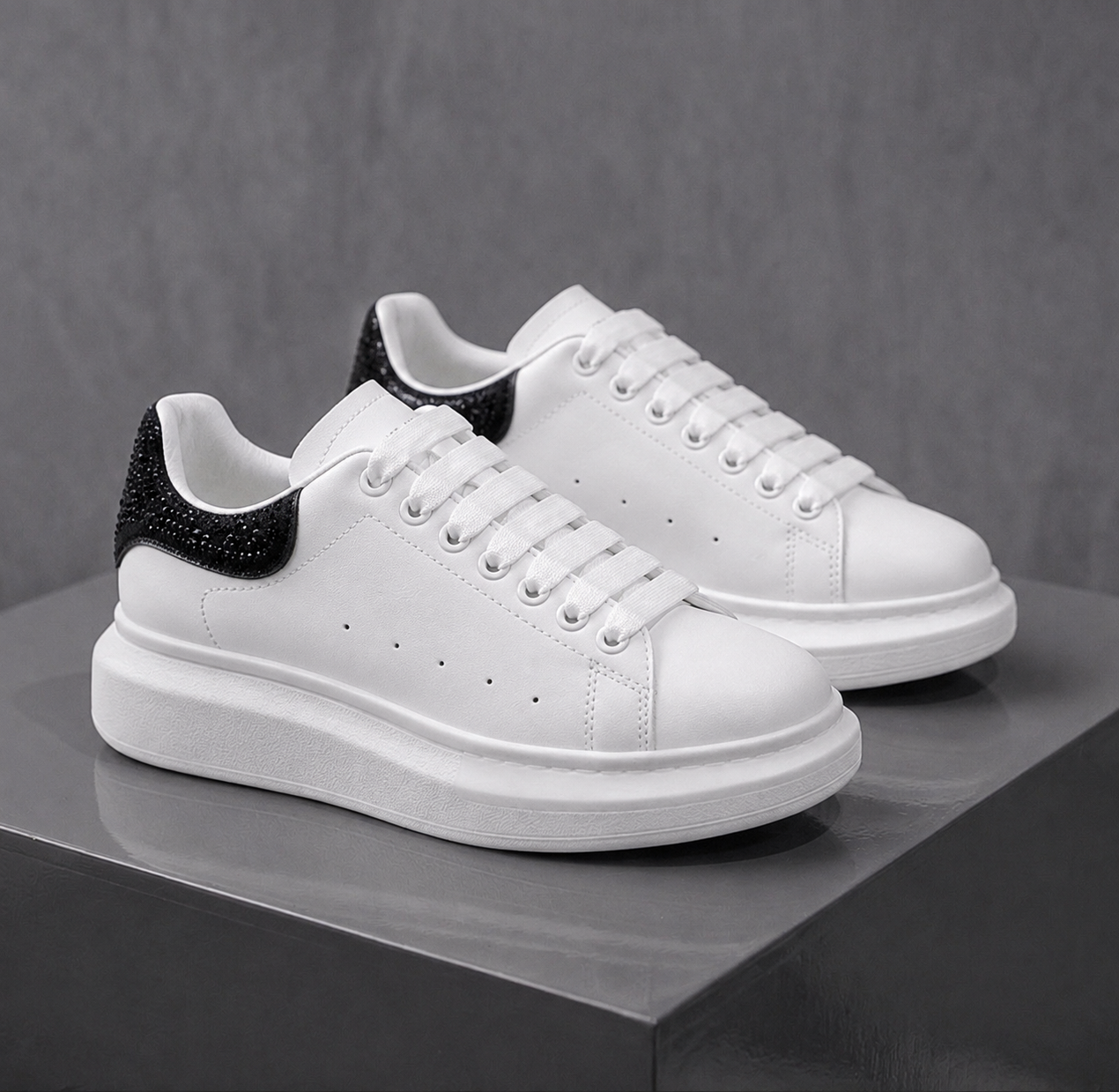 Adidasi dama casual albi cu negru  diamond 111D