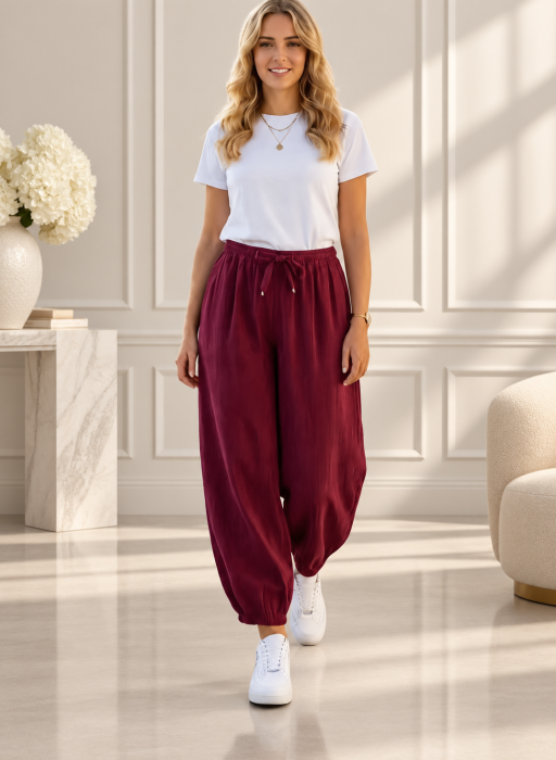 Pantaloni tip balon din catifea raiata cu talie elastica si buzunare, bordo