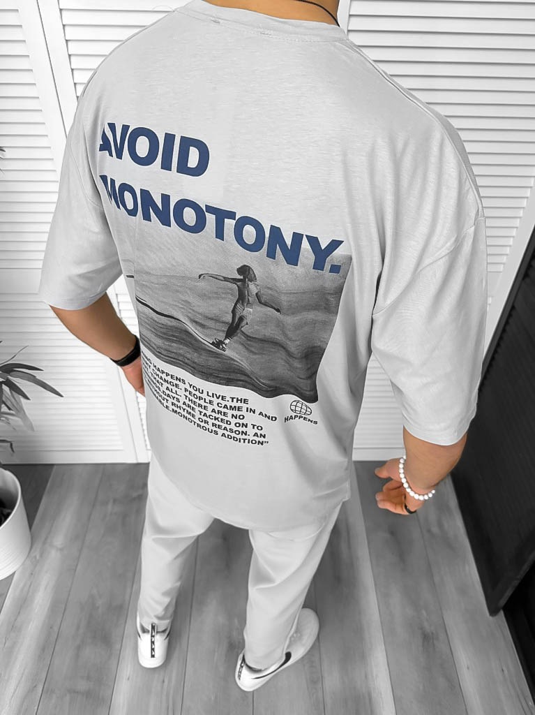 Tricou Barbati Gri Oversize cu Imprimeu