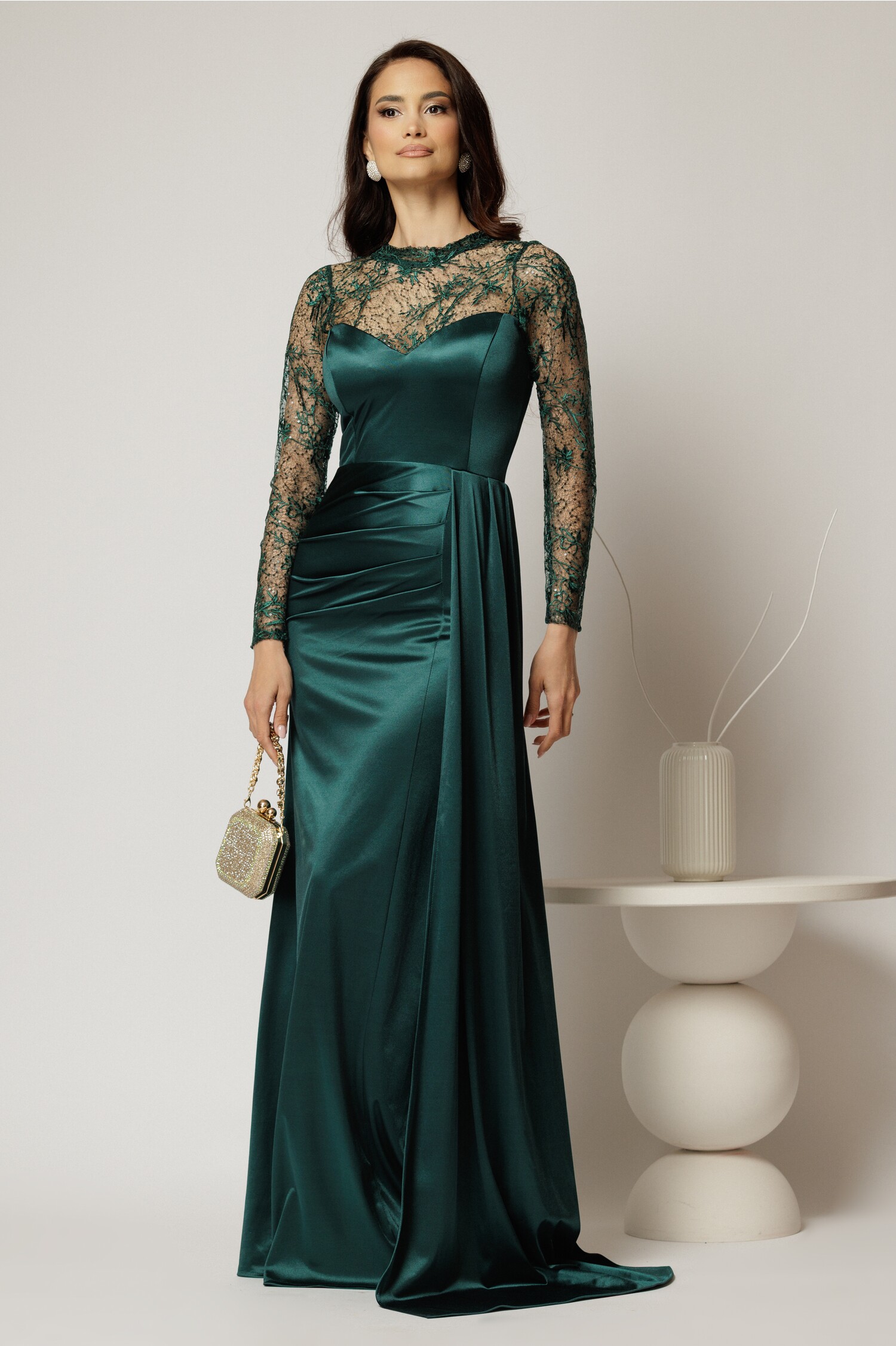 Rochie verde de seară din lycra și dantelă elegantă