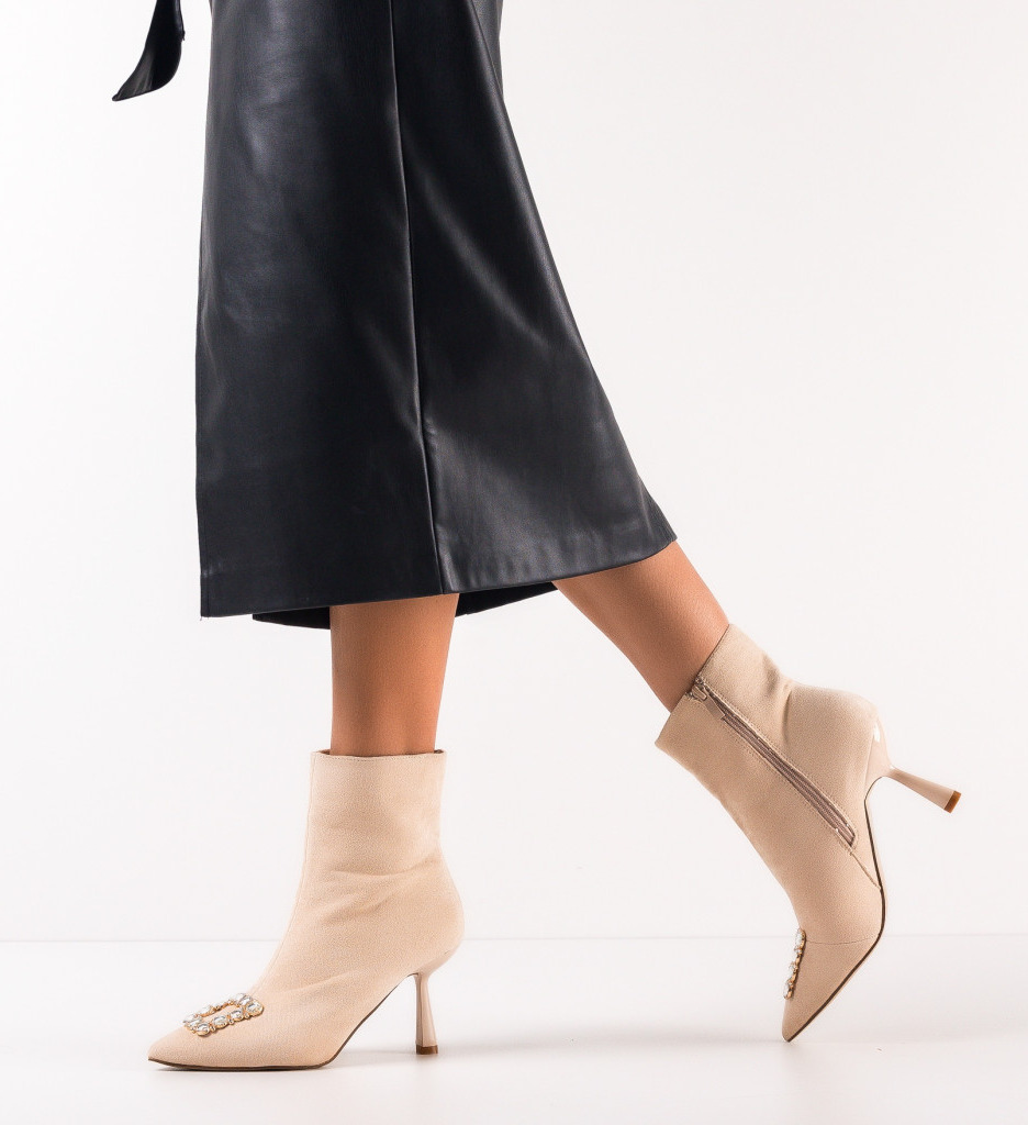 Botine Bettos Bej - Eleganță și Confort